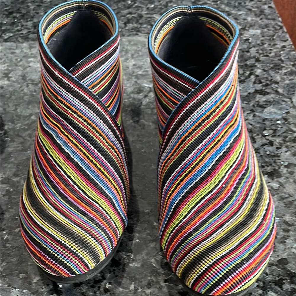 United Nude multicolor striped fold-over shoes, size 39